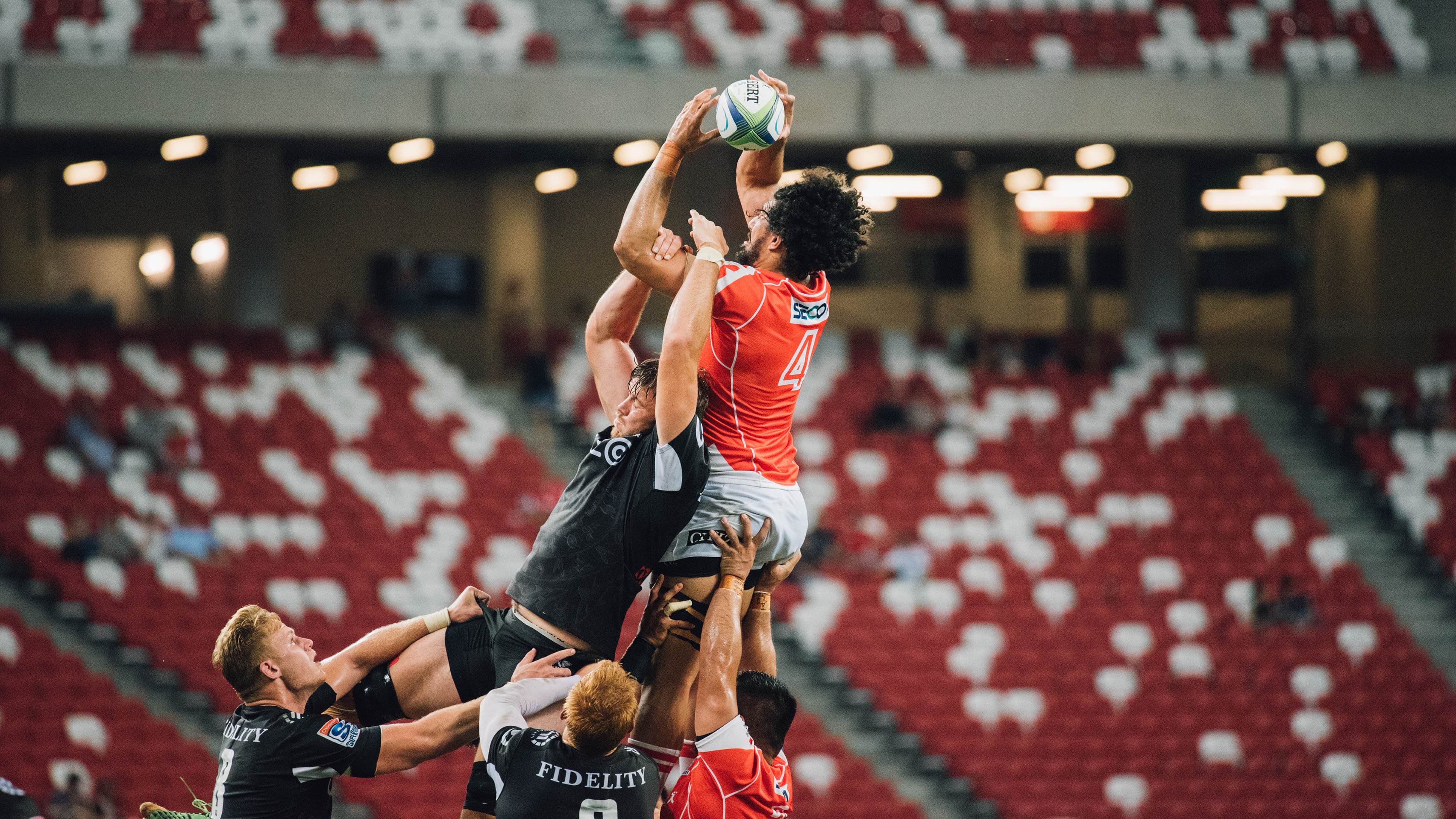 巡回赛现场气氛十分热烈